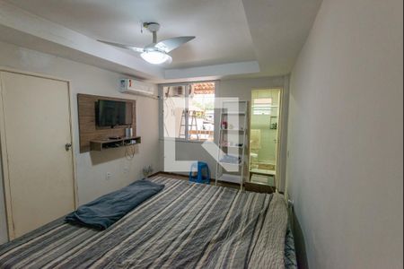 Casa à venda com 329m², 5 quartos e 4 vagasQuarto 4 - Suíte