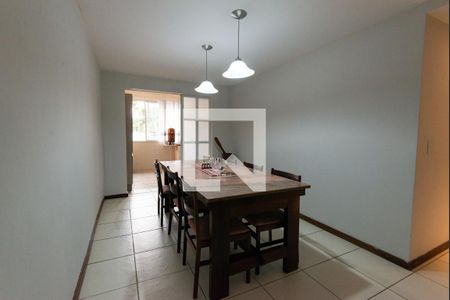 Casa à venda com 329m², 5 quartos e 4 vagasSala 2