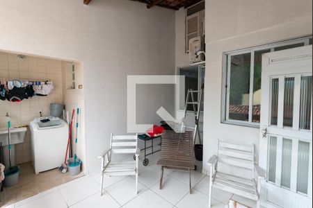 Casa à venda com 329m², 5 quartos e 4 vagasvaranda