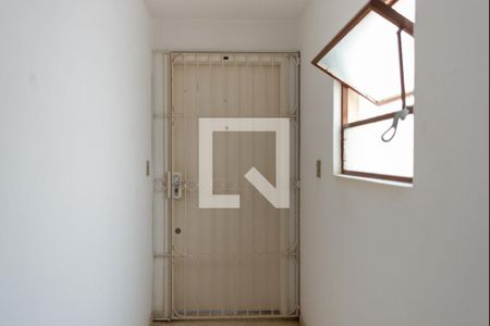 Hall de Entrada de apartamento para alugar com 2 quartos, 75m² em Santo Antônio, Porto Alegre