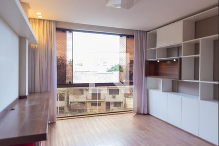 Sala de apartamento para alugar com 2 quartos, 75m² em Santo Antônio, Porto Alegre