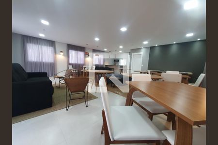 Apartamento à venda com 45m², 2 quartos e sem vaga Apartamento à venda com 45m², 2 quartos e sem vagaSalão de Festas