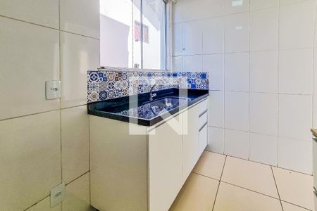 Apartamento para alugar com 53m², 2 quartos e 1 vaga Apartamento para alugar com 53m², 2 quartos e 1 vagaCozinha e Área de Serviço