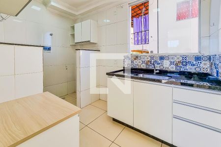 Apartamento para alugar com 53m², 2 quartos e 1 vaga Apartamento para alugar com 53m², 2 quartos e 1 vagaCozinha e Área de Serviço