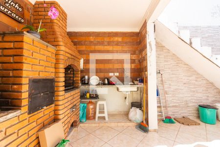 Casa à venda com 300m², 4 quartos e 2 vagas Casa à venda com 300m², 4 quartos e 2 vagasCobertura