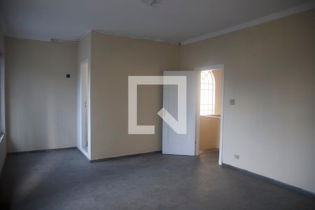 Casa à venda com 300m², 4 quartos e 3 vagasSuíte