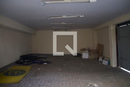 Casa à venda com 300m², 4 quartos e 3 vagasGaragem