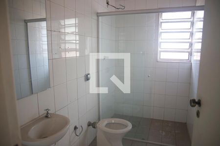 Casa à venda com 300m², 4 quartos e 3 vagasBanheiro 1