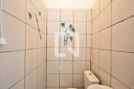 Banheiro de casa para alugar com 1 quarto, 40m² em Jardim Taboao, São Paulo