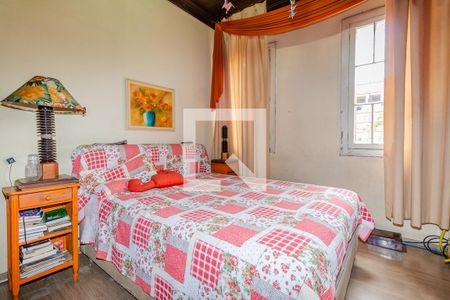 Casa à venda com 220m², 3 quartos e 1 vagaQuarto 1