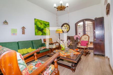 Sala de casa à venda com 3 quartos, 220m² em Centro Histórico, Porto Alegre