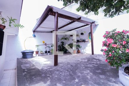 Casa à venda com 193m², 3 quartos e 1 vagaQuintal