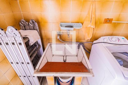 Casa à venda com 193m², 3 quartos e 1 vagaÁrea de Serviço