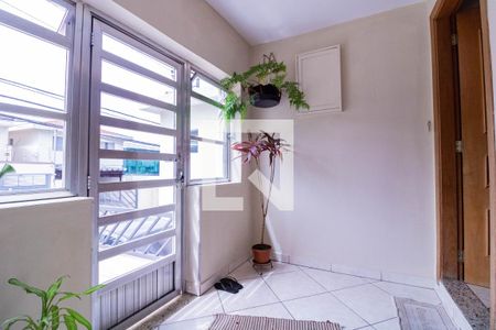 Entrada de casa à venda com 3 quartos, 193m² em Vila Guarani (zona Sul), São Paulo