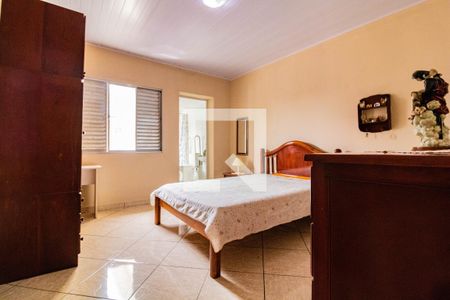 Suíte de casa à venda com 3 quartos, 193m² em Vila Guarani (zona Sul), São Paulo