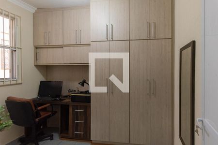 Casa à venda com 280m², 3 quartos e 2 vagas Casa à venda com 280m², 3 quartos e 2 vagasQuarto 3