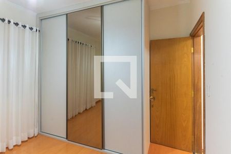 Casa à venda com 280m², 3 quartos e 2 vagas Casa à venda com 280m², 3 quartos e 2 vagasCasa dos - Quarto 2