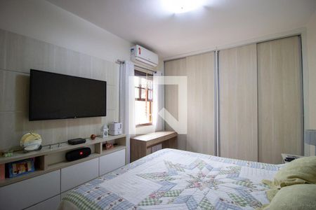 Casa à venda com 140m², 3 quartos e 2 vagasBanheiro da Suíte