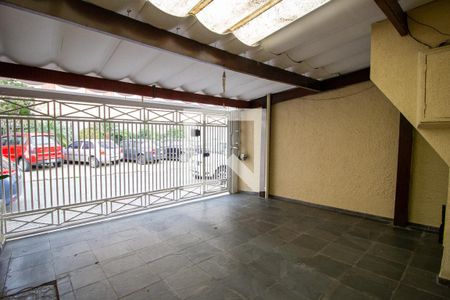 Casa à venda com 140m², 3 quartos e 2 vagasGaragem