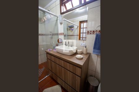 Casa à venda com 140m², 3 quartos e 2 vagasBanheiro da Suíte