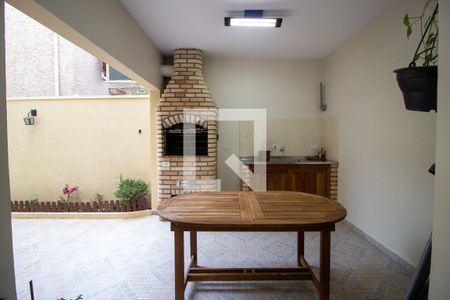 Casa à venda com 140m², 3 quartos e 2 vagasChurrasqueira