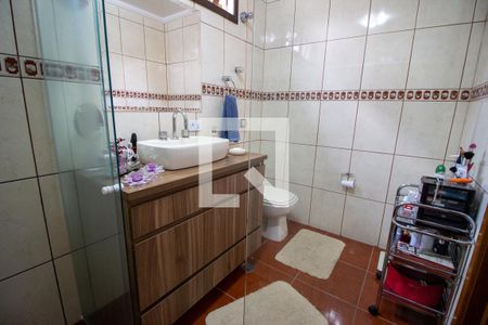 Casa à venda com 140m², 3 quartos e 2 vagasBanheiro da Suíte