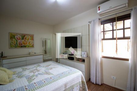 Casa à venda com 140m², 3 quartos e 2 vagasQuarto 3 - Suíte