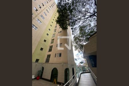 Apartamento para alugar com 64m², 3 quartos e 1 vaga Apartamento para alugar com 64m², 3 quartos e 1 vagaFachada