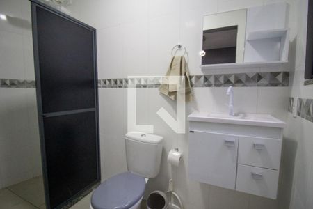 Casa de condomínio para alugar com 84m², 2 quartos e 1 vaga Casa de condomínio para alugar com 84m², 2 quartos e 1 vagaBanheiro da Suíte 2