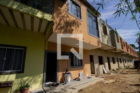 Fachada da Casa de casa de condomínio para alugar com 2 quartos, 84m² em Vargem Grande, Rio de Janeiro