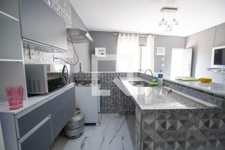 Cozinha e Área de Serviço de casa de condomínio para alugar com 2 quartos, 84m² em Vargem Grande, Rio de Janeiro