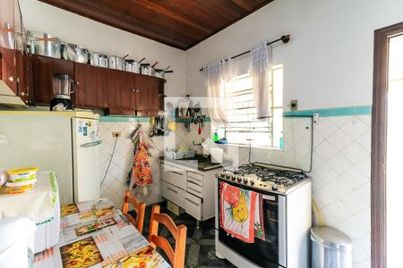 Casa à venda com 125m², 3 quartos e 2 vagasCozinha