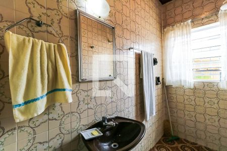 Casa à venda com 125m², 3 quartos e 2 vagasBanheiro