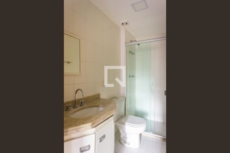 Apartamento à venda com 121m², 3 quartos e 2 vagas Apartamento à venda com 121m², 3 quartos e 2 vagasBanheiro