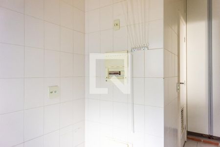Apartamento à venda com 121m², 3 quartos e 2 vagas Apartamento à venda com 121m², 3 quartos e 2 vagasÁrea de Serviço
