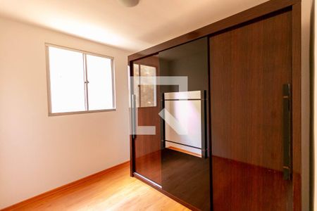 Quarto 2 de apartamento à venda com 2 quartos, 51m² em Camargos, Belo Horizonte