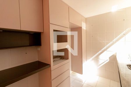 Cozinha e Área de Serviço de apartamento para alugar com 2 quartos, 51m² em Camargos, Belo Horizonte