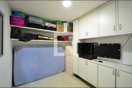 Casa à venda com 181m², 4 quartos e 2 vagasQuarto de Serviço