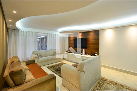 Sala de casa à venda com 4 quartos, 181m² em Planalto Paulista, São Paulo