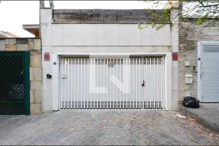 Casa à venda com 181m², 4 quartos e 2 vagasFachada da Casa