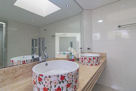 Casa para alugar com 500m², 3 quartos e 4 vagas Casa para alugar com 500m², 3 quartos e 4 vagasBanheiro do Quarto 3