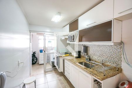 Apartamento à venda com 97m², 3 quartos e 2 vagasCopa e cozinha