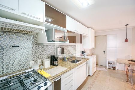 Apartamento à venda com 97m², 3 quartos e 2 vagasCopa e cozinha