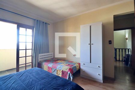 Casa à venda com 340m², 3 quartos e 4 vagasCasa 2 - Quarto 1