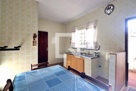 Casa à venda com 340m², 3 quartos e 4 vagasCasa 1 - Cozinha