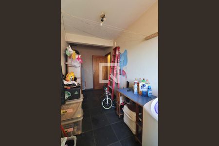 Casa à venda com 340m², 3 quartos e 4 vagasCasa 2 - Área de Serviço