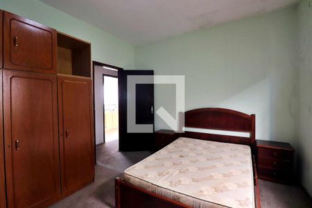 Casa 1 - Quarto 2 de casa à venda com 3 quartos, 340m² em Vila Curuçá, Santo André