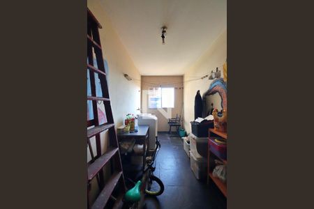 Casa à venda com 340m², 3 quartos e 4 vagasCasa 2 - Área de Serviço