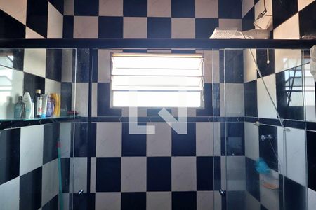 Casa à venda com 340m², 3 quartos e 4 vagasCasa 2 - Banheiro Social