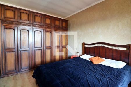 Casa à venda com 340m², 3 quartos e 4 vagasCasa 2 - Quarto 1